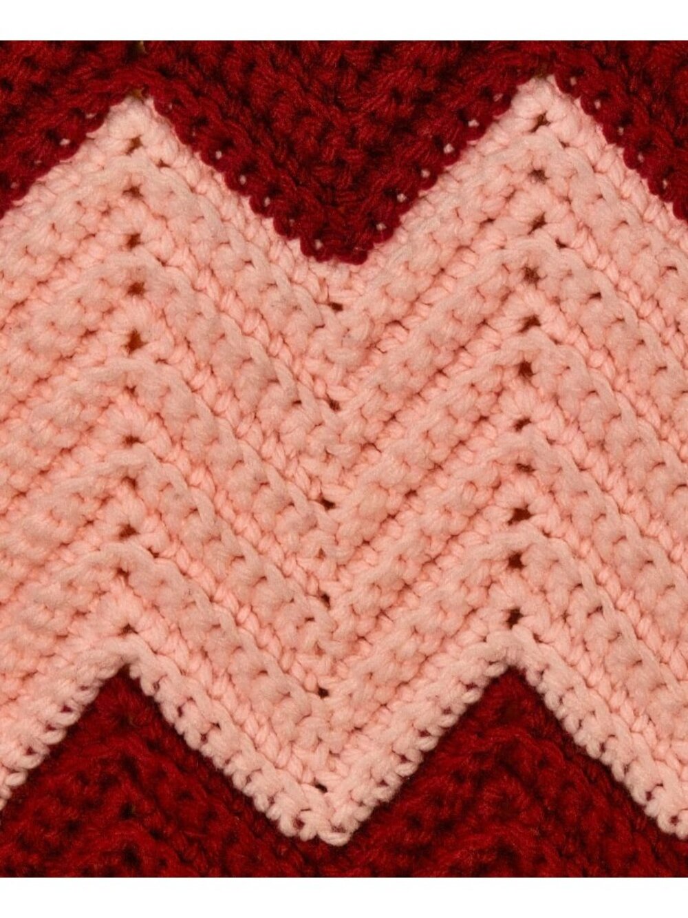 Vintage Handmade Chevron Afghan Blanket Pink Burgundy Fringed Knitted 72" x 50" - Picture 5 of 8